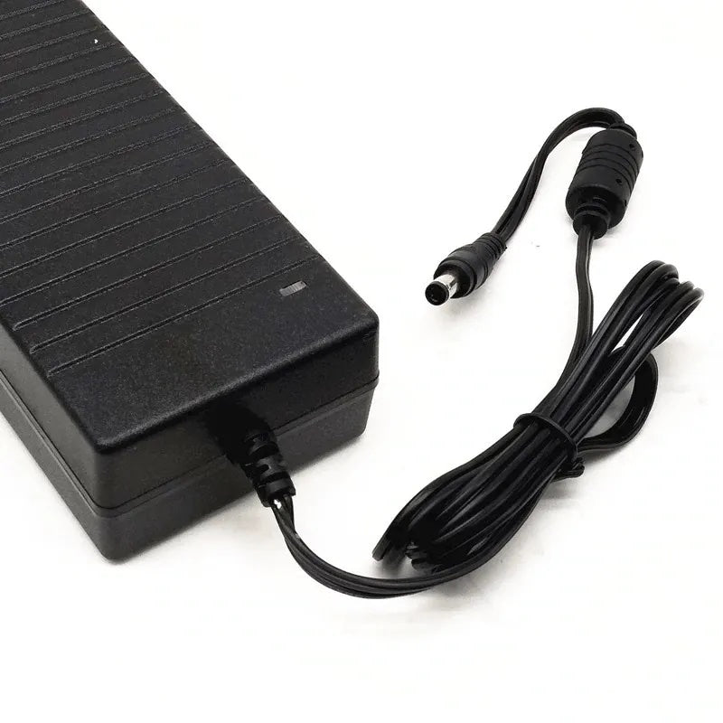 Fuente de poder 12V 5A