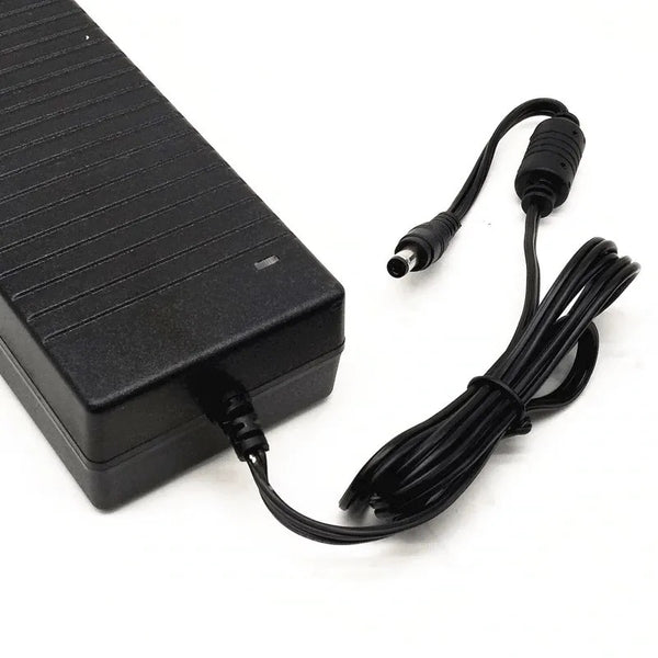 Fuente de poder 12V 5A
